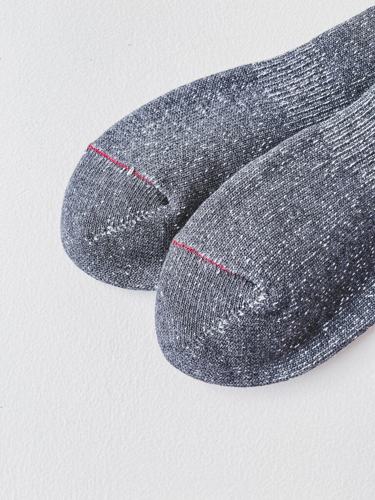 ROTOTO WASHI PILE CREW SOCKS IN DARK GRAY SIZE MEDIUM