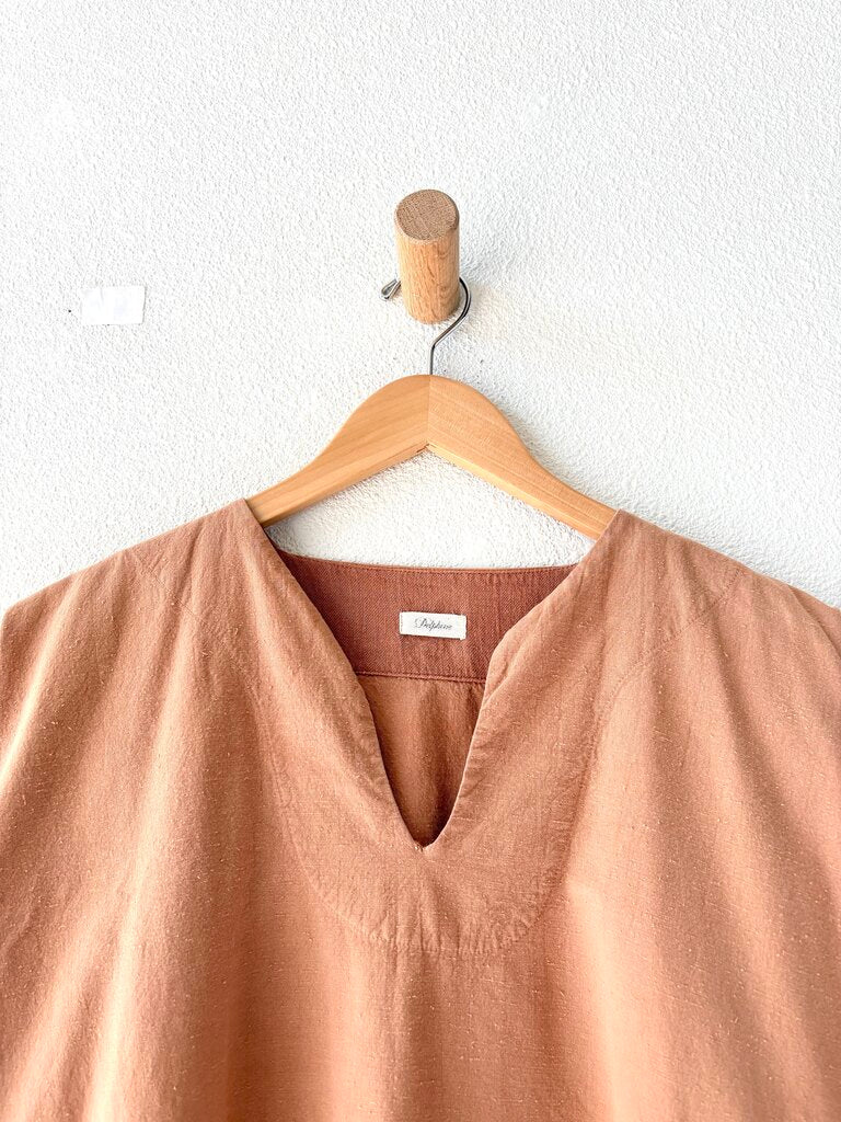 DELPHINE TUNIC SIZE MEDIUM