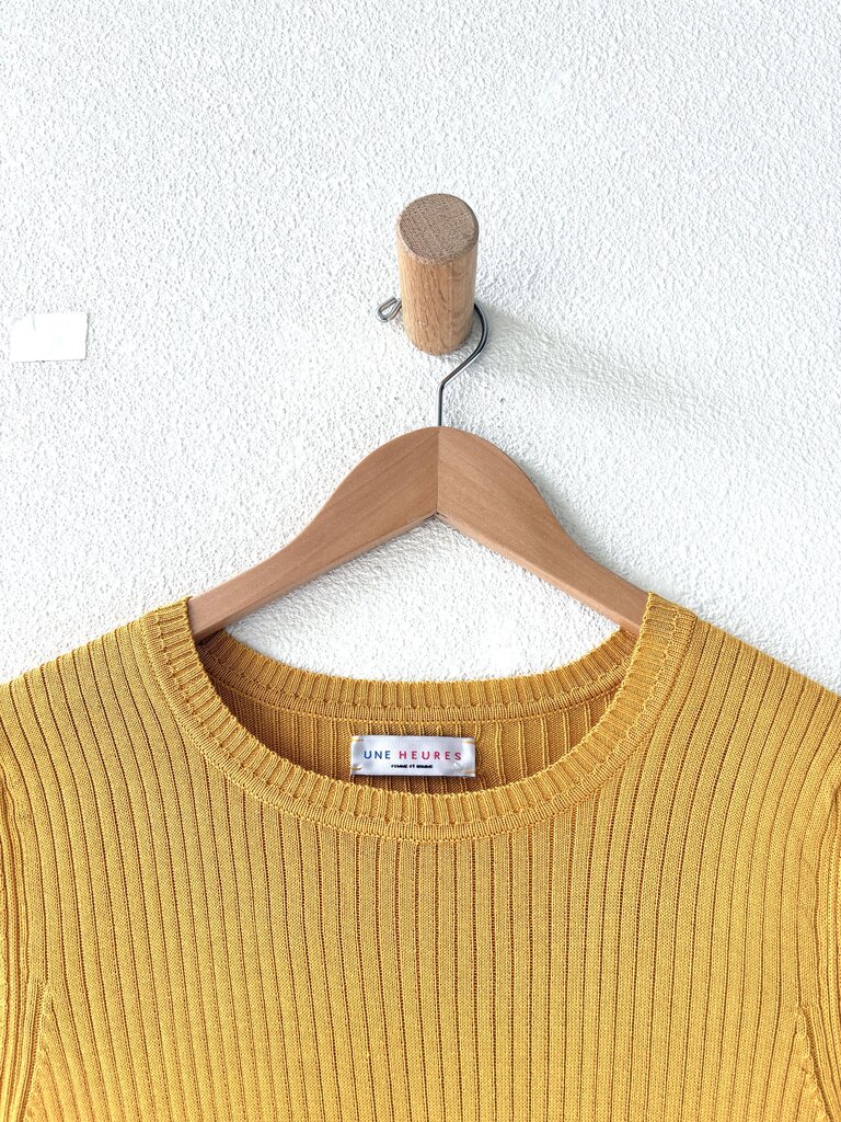 UNE HUERES RIBBED SILK TOP SIZE MEDIUM