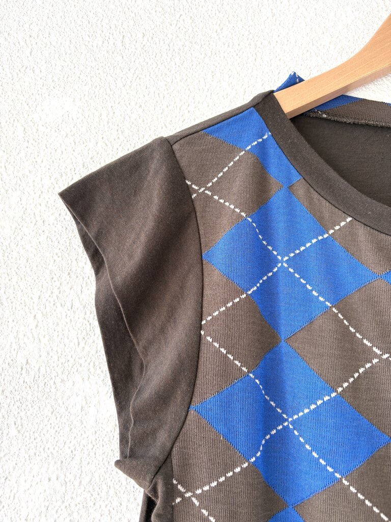 ANTIPAST ARGYLE T SHIRT SIZE SMALL