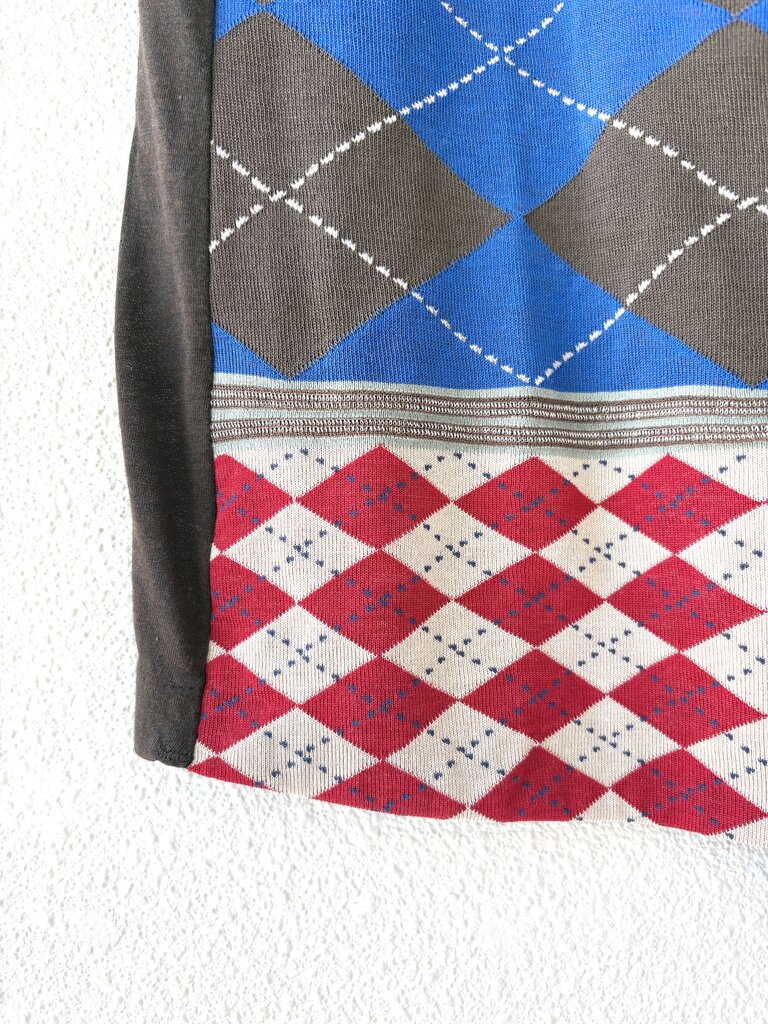 ANTIPAST ARGYLE T SHIRT SIZE SMALL
