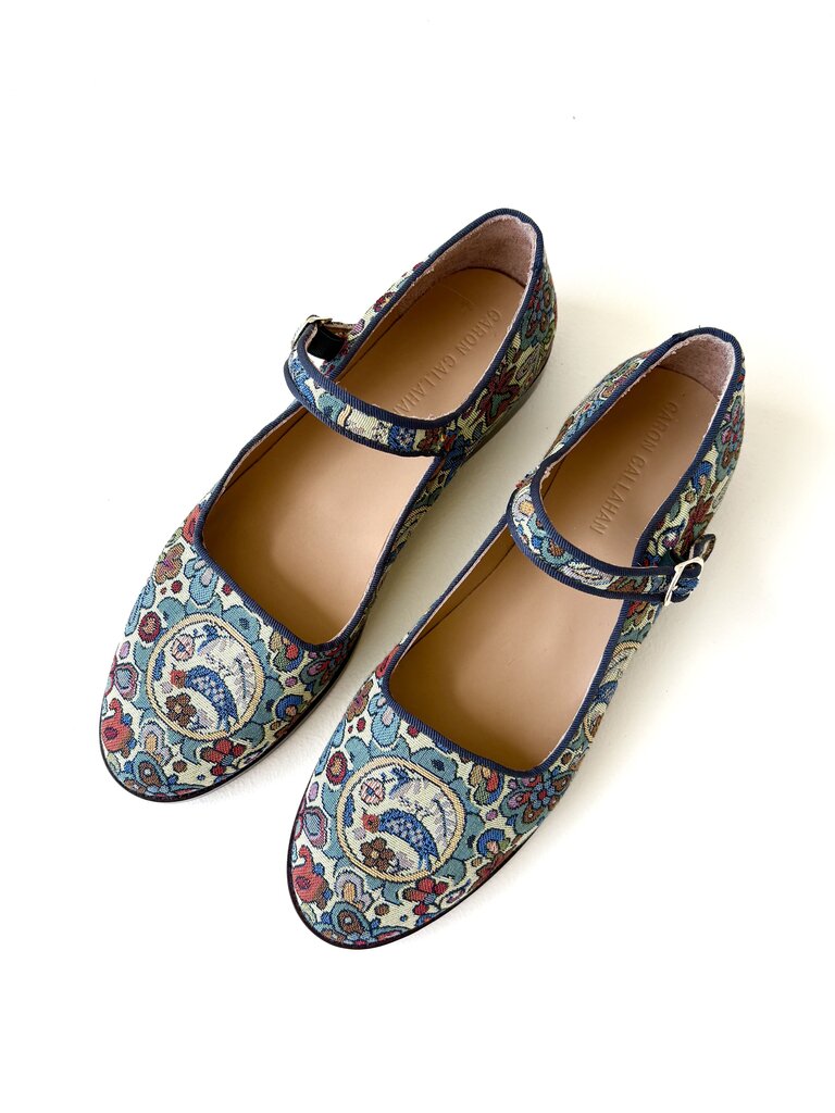 CARON CALLAHAN MARYJANES SIZE 38