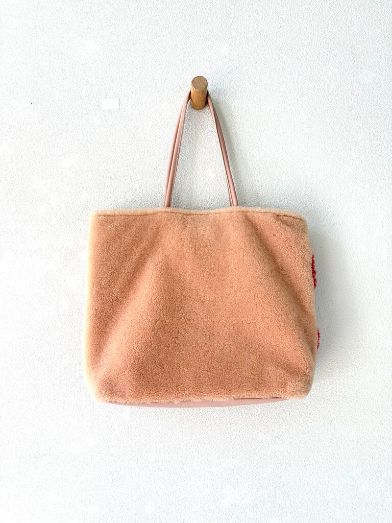 PRIME CUT SHEARLING TOTE