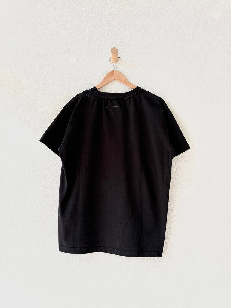 MM6 BLACK TEE SIZE SMALL