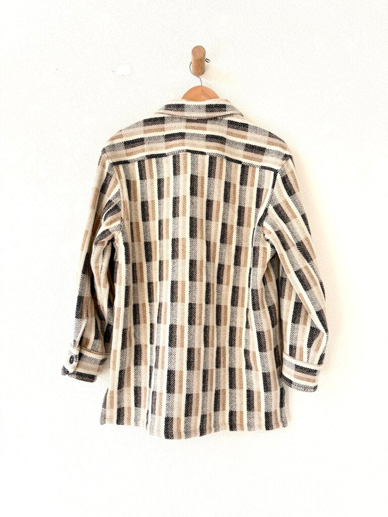 APC WOOL BUTTON UP SIZE SMALL