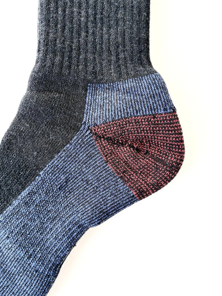 ROTOTO MERINO PILE SOCKS IN CHARCOAL SIZE SMALL