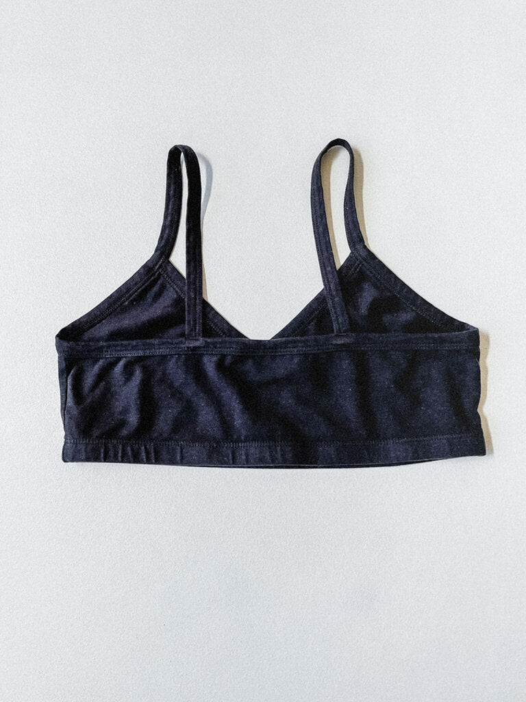 JUNGMAVEN BRALETTE IN BLACK SIZE LARGE