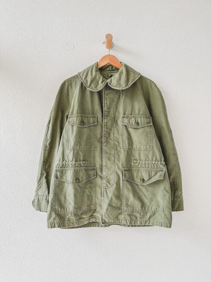 VINTAGE ARMY JACKET SIZE MEDIUM