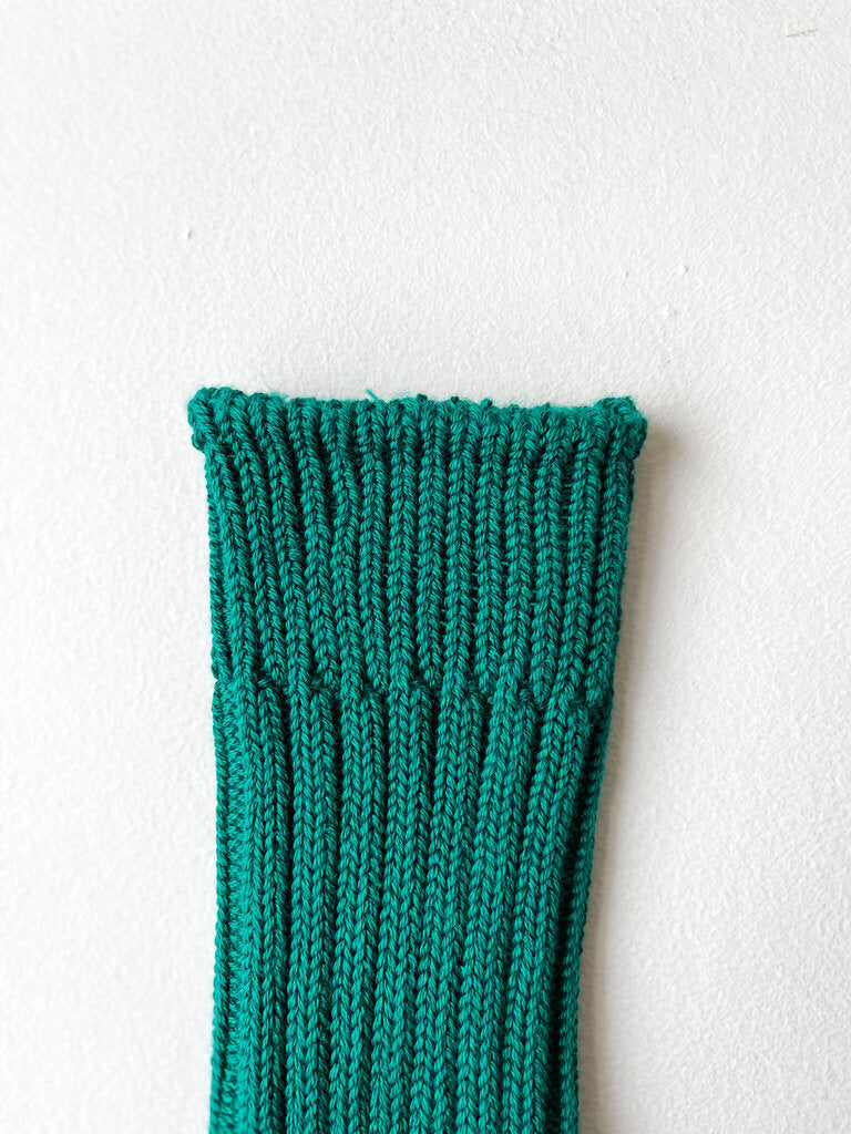 ROTOTO CHUNKY RIBBED CREW SOCKS IN GREEN SIZE MEDIUM