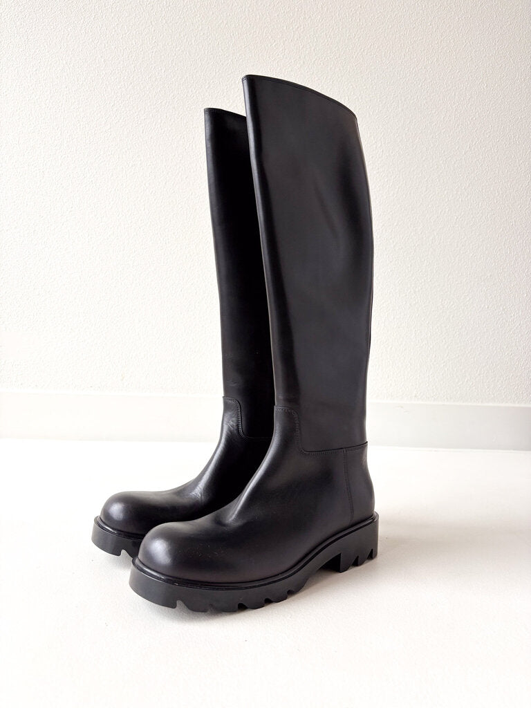 BOTTEGA VENETA KNEE HIGH BOOTS SZ 39.5