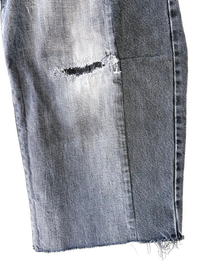 B SIDES BARREL LEG JEANS SIZE 26