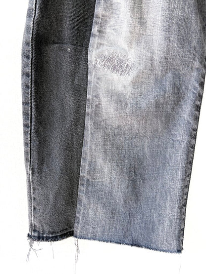 B SIDES BARREL LEG JEANS SIZE 26