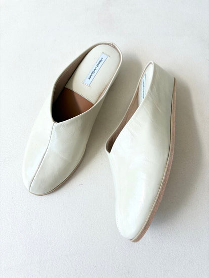 ABOUT ARIANNE 'BAO WALK SLIDES' SIZE 40