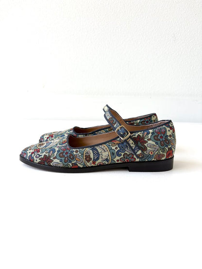 CARON CALLAHAN MARYJANES SIZE 38