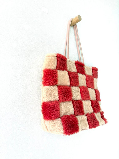 PRIME CUT SHEARLING TOTE