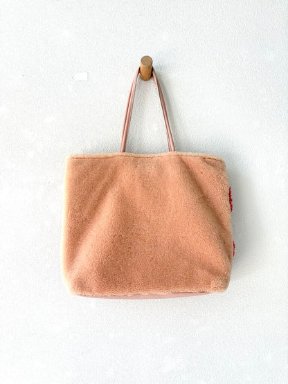 PRIME CUT SHEARLING TOTE