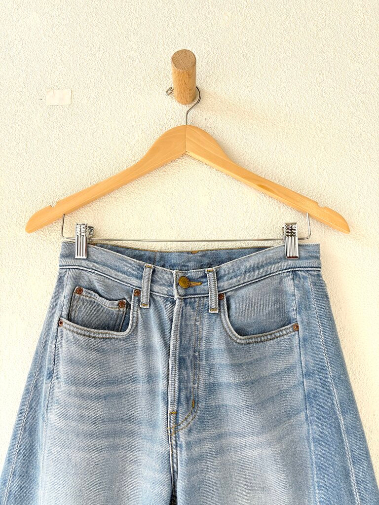 B SIDES SLIM LASSO JEANS SIZE 27