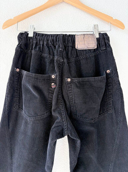DR COLLECTORS CORDUROY PANTS SIZE X-SMALL
