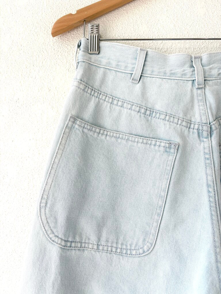 JESSE KAMM 225 LIGHT WASH JEANS SIZE 10
