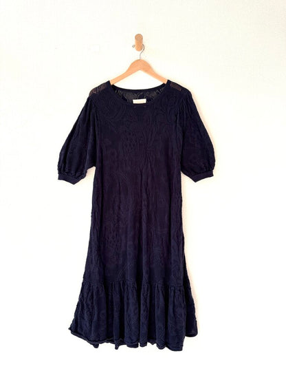 MISHA & PUFF LACE DRESS SIZE XLARGE
