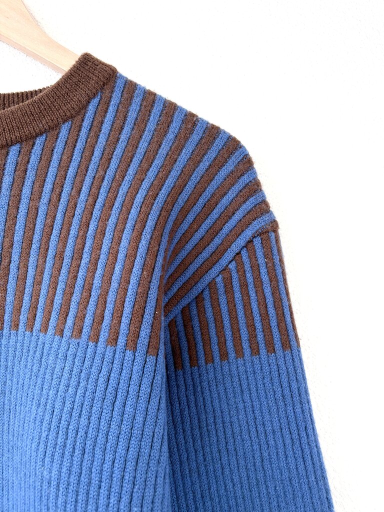 ISSEY MIYAKE WOOL SWEATER SIZE MEDIUM