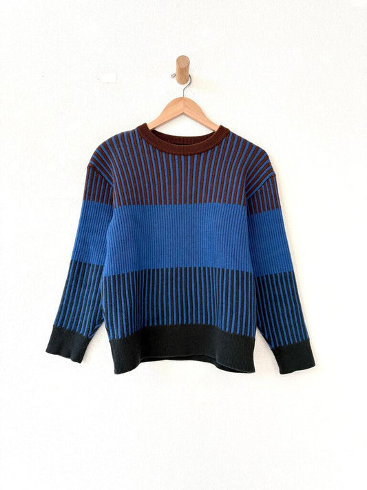 ISSEY MIYAKE WOOL SWEATER SIZE MEDIUM