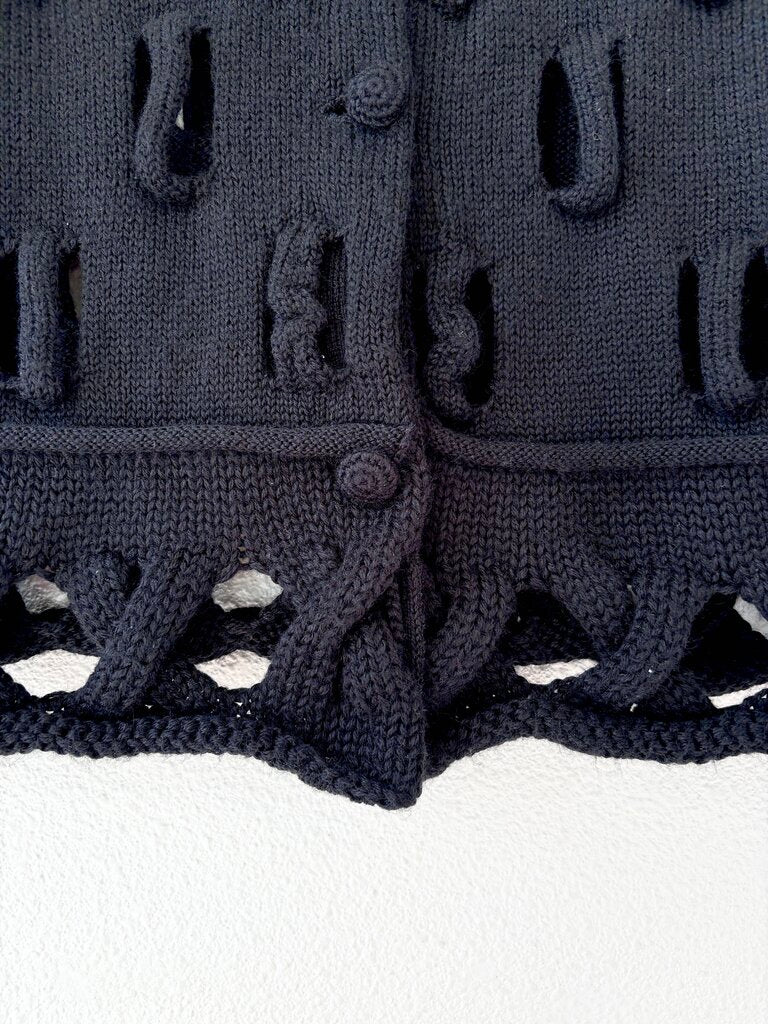 HEART HAAT BY ISSEY MIYAKE CARDIGAN SIZE 2