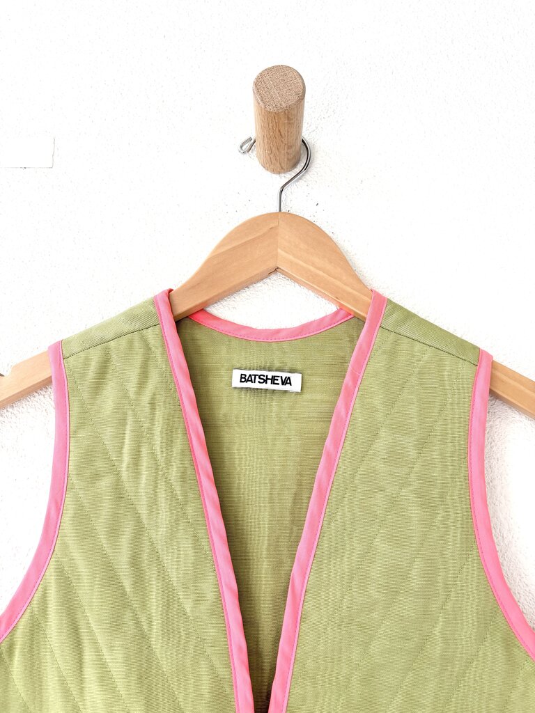 BATSHEVA QUILTED VEST SIZE 6