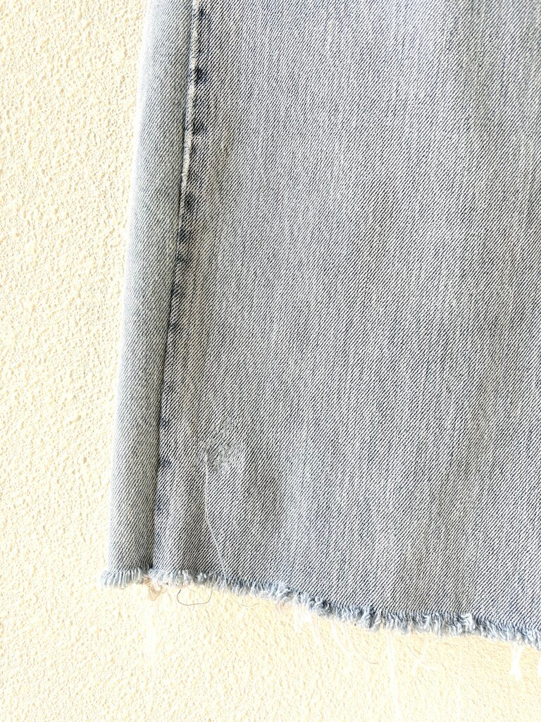 B SIDES VINTAGE LASSO JEANS SIZE 26