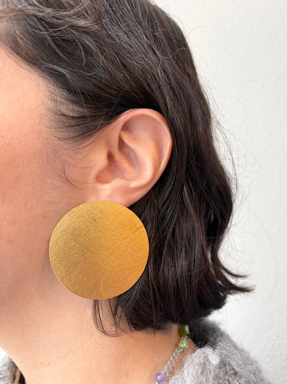 ANNIE COSTELLO BROWN LARGE DISC EARRINGS