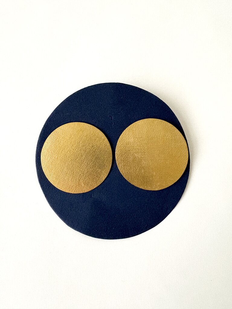 ANNIE COSTELLO BROWN LARGE DISC EARRINGS