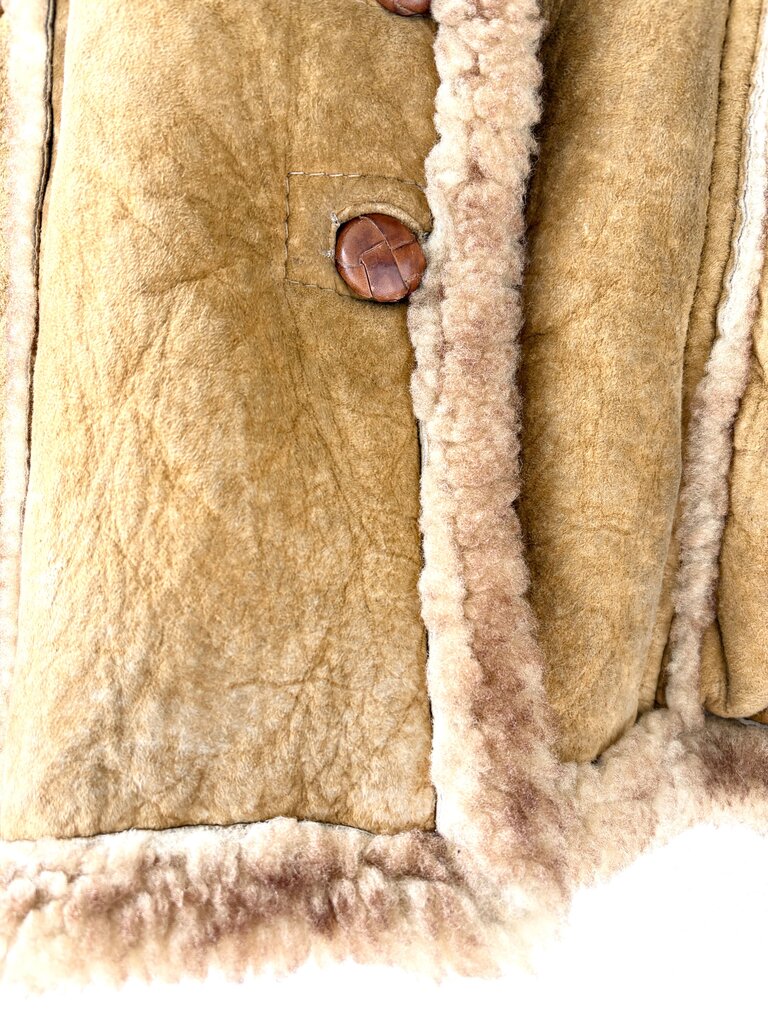 VINTAGE SHEARLING COAT SIZE SMALL