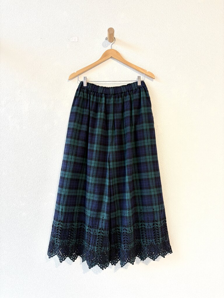 ICHI PLAID EYELET PANTS