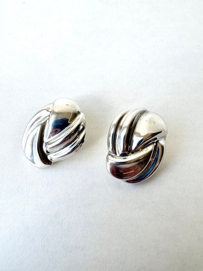 VINTAGE STERLING SILVER SCULTURAL RIDGE EARRINGS