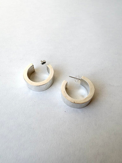 VINTAGE STERLING SILVER HOLLOW HOOPS