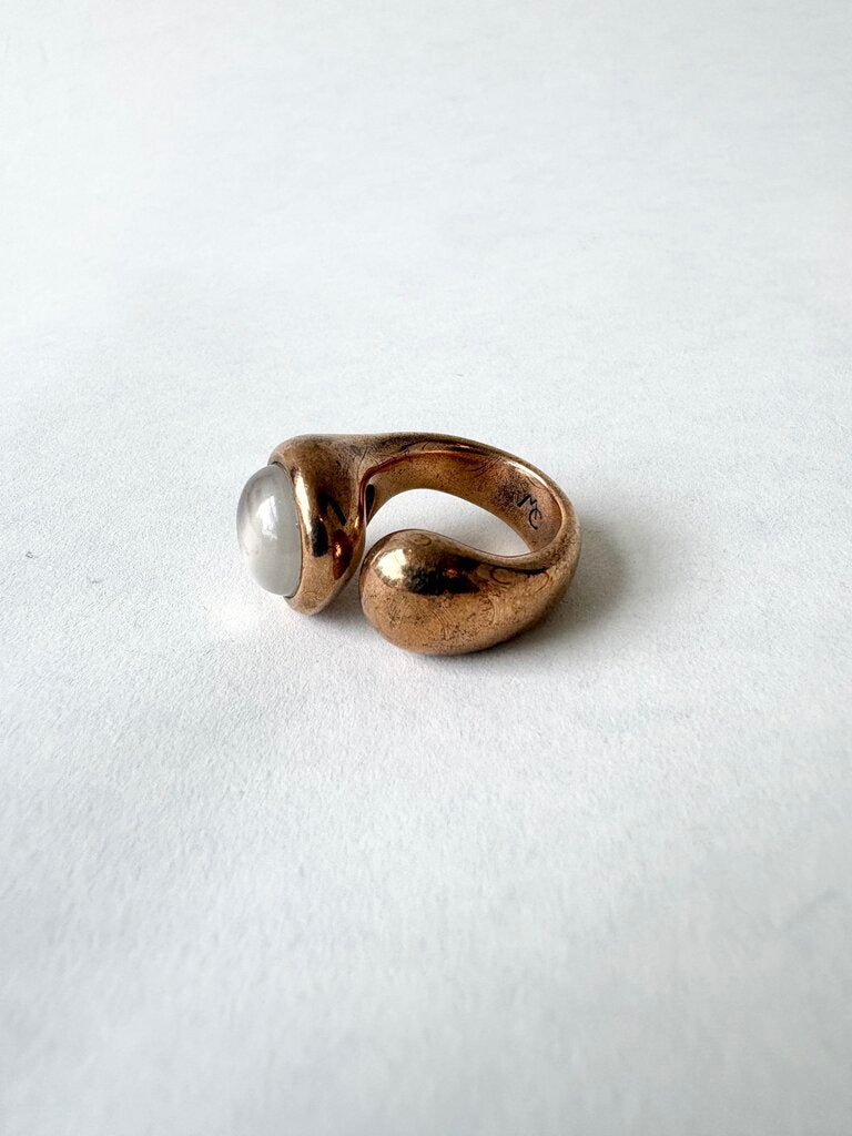 MONICA CASTIGLIONI SIMPLE STONE RING