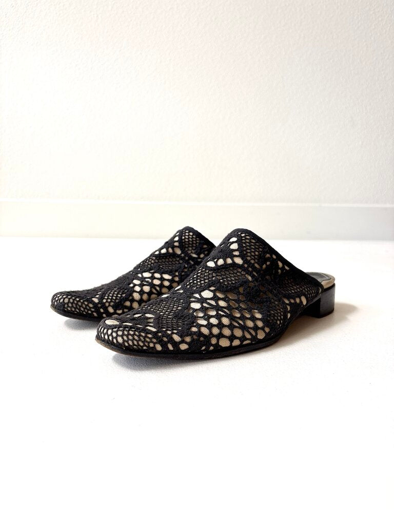 VINTAGE DRIES VAN NOTEN LACE MULES SIZE 38.5
