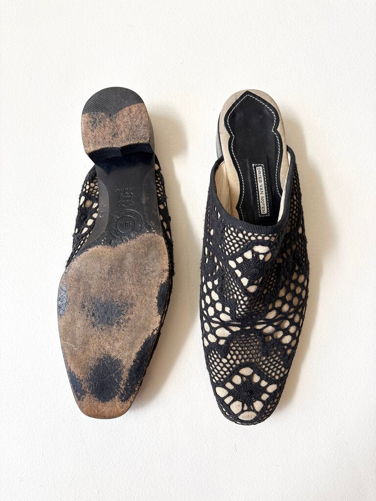 VINTAGE DRIES VAN NOTEN LACE MULES SIZE 38.5