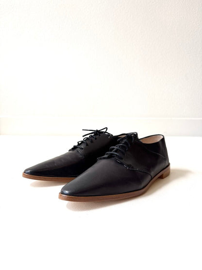 JAMIE HALLER OXFORDS SIZE 37