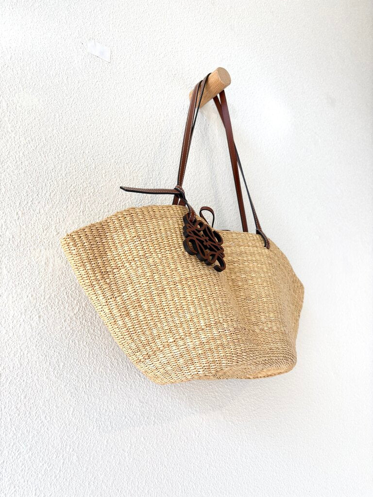 LOEWE SMALL SHELL BASKET BAG