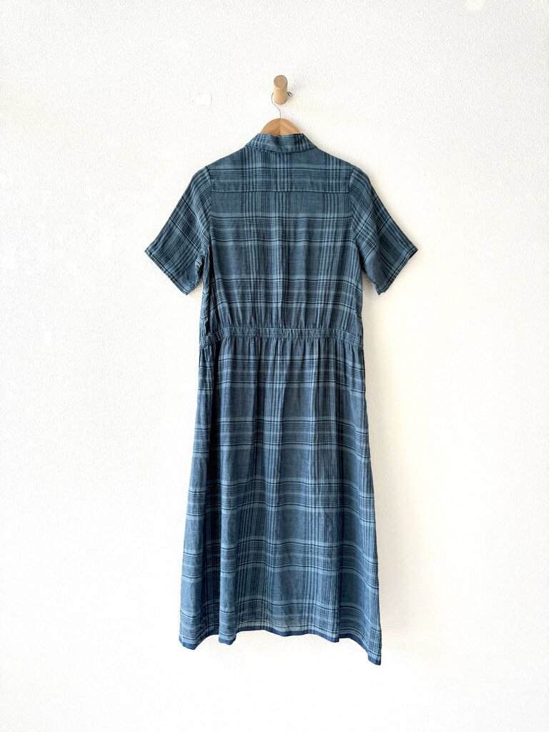 EKA LINEN SHIRT DRESS SIZE SMALL