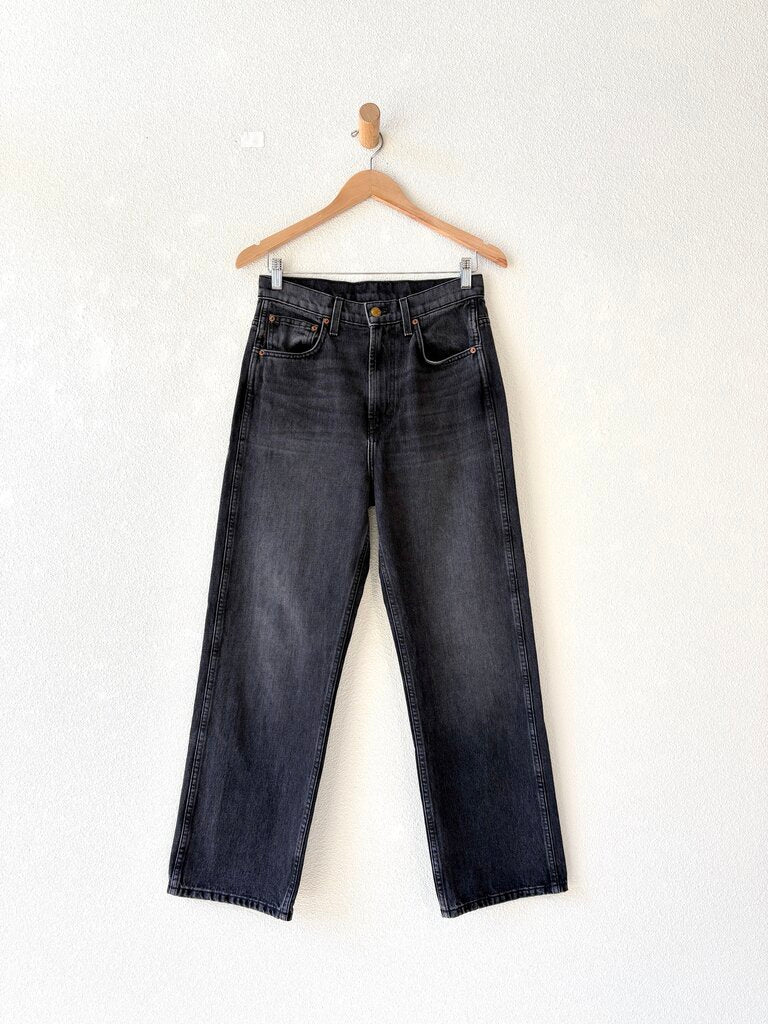 B SIDES STRAIGHT LEG JEANS SIZE 27