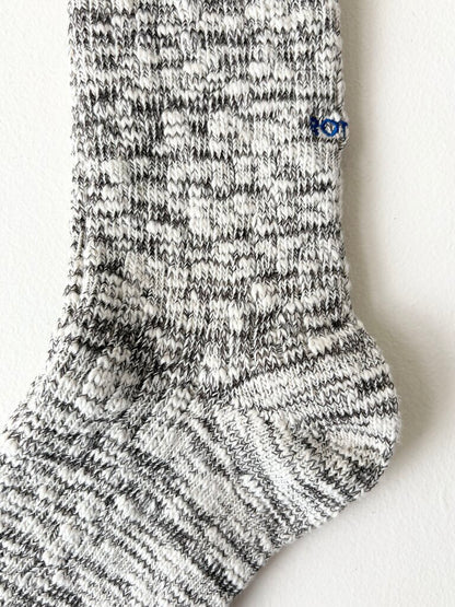 ROTOTO COTTON SLUB CREW SOCKS IN DARK BROWN SIZE MEDIUM