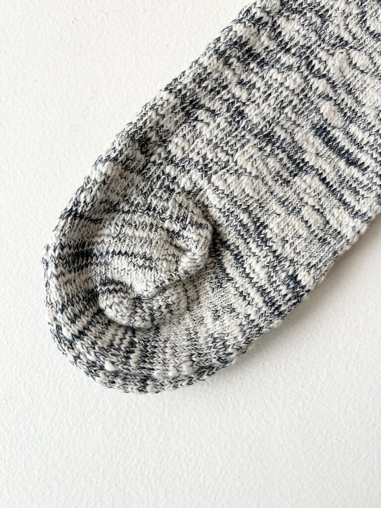 ROTOTO COTTON SLUB CREW SOCKS IN NAVY SIZE SMALL