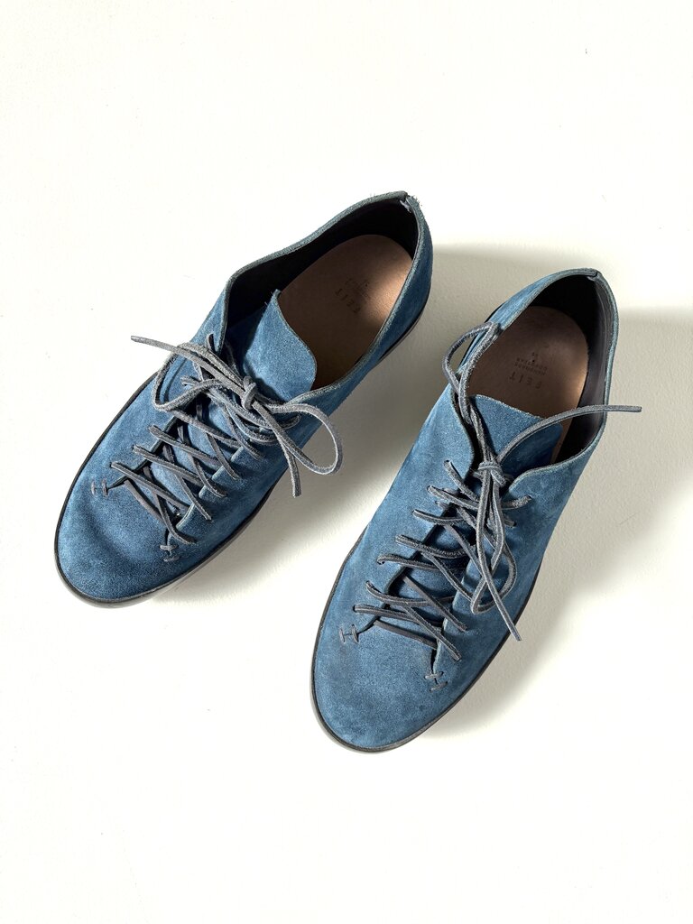 FEIT SUEDE LOW TOP SNEAKERS SZ 45
