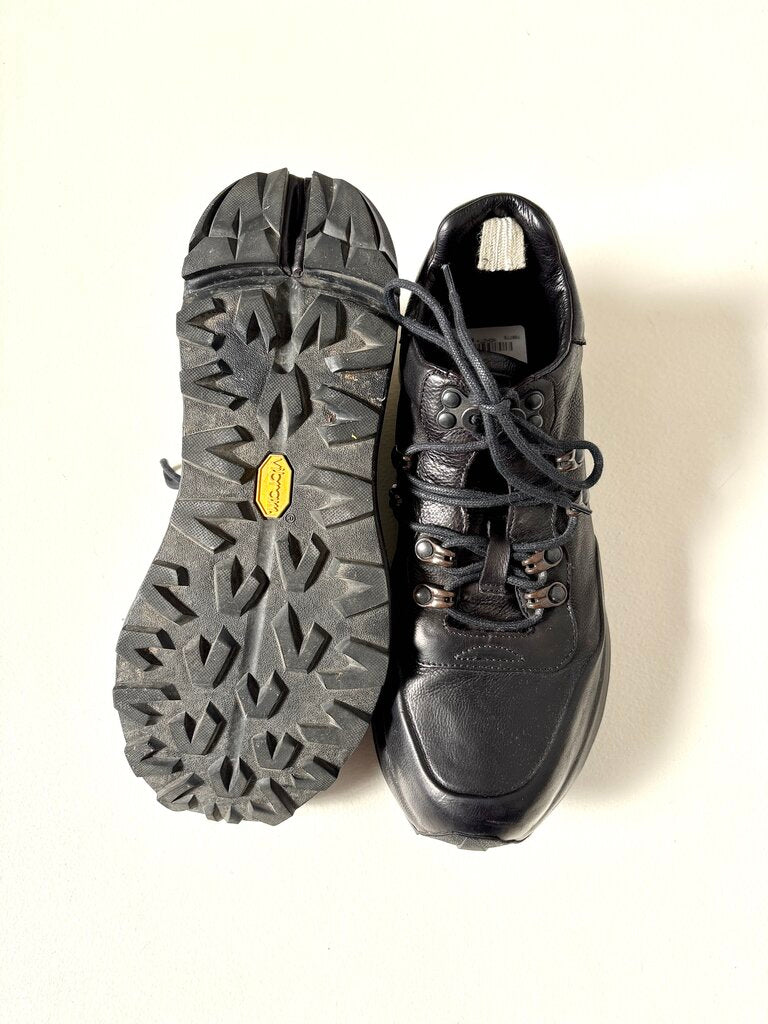 OFFICINE CREATIVE LEATHER SNEAKERS SIZE 40