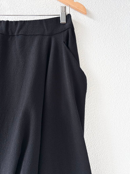 ANNTIAN WOOL CREPE DROP CROTCH PANTS ONE SIZE