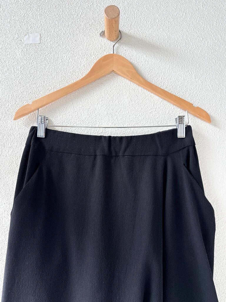ANNTIAN WOOL CREPE DROP CROTCH PANTS ONE SIZE