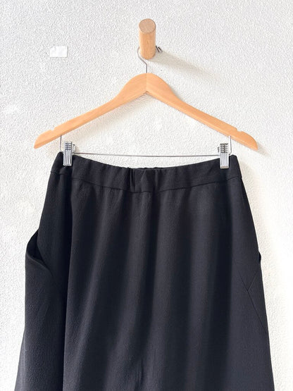 ANNTIAN WOOL CREPE DROP CROTCH PANTS ONE SIZE
