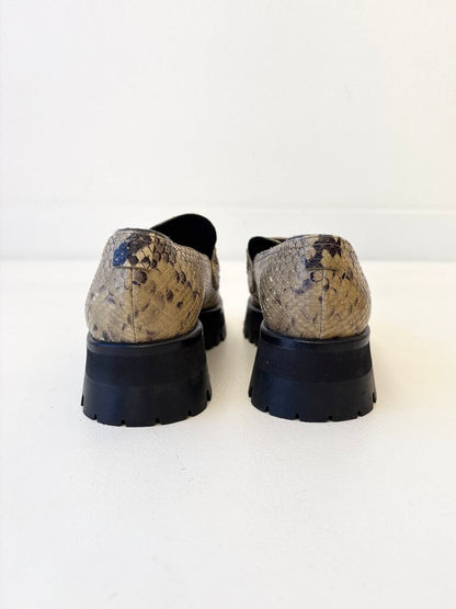 LABUCQ LUG SOLE LOAFER SIZE 38
